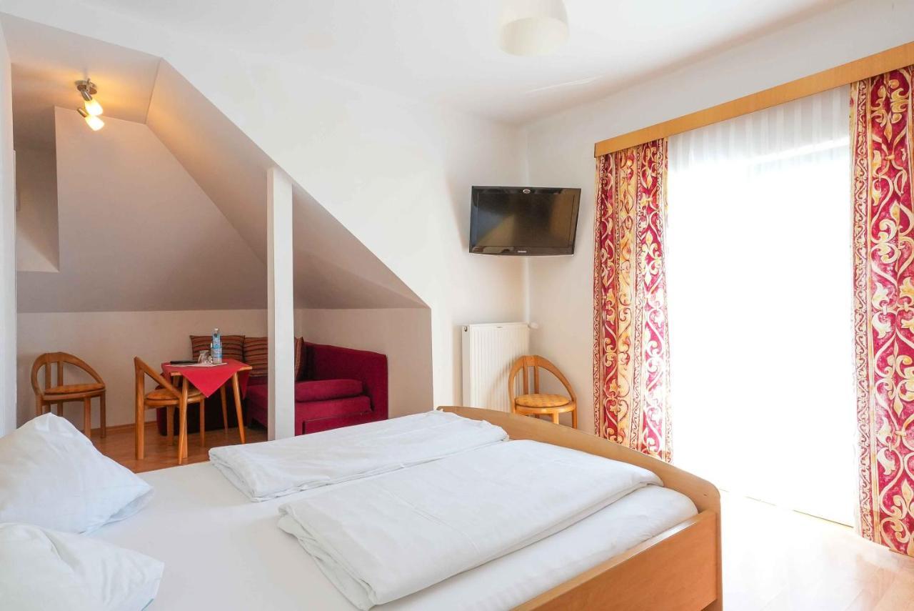 Strandhotel Pichler Seeboden Eksteriør billede